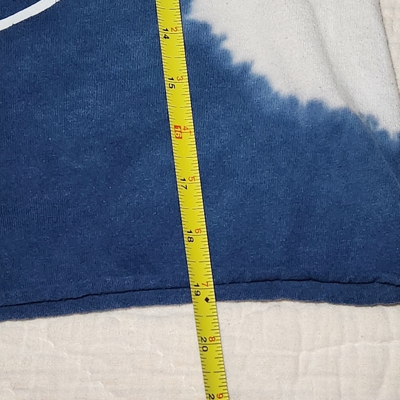 Pink Floyd Adult Sz M Short Sleeve Tie Dye Graphic Tee Crop Top - Picture 4 of 5